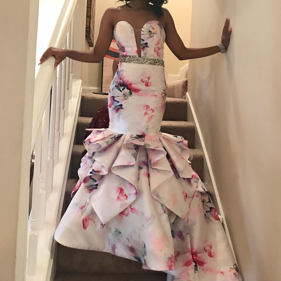 SOLD Rachele Allen floral dress - Picture 5 of 8